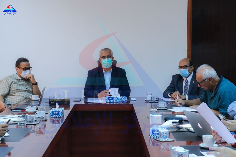 The University Council holds its 162 regular meeting