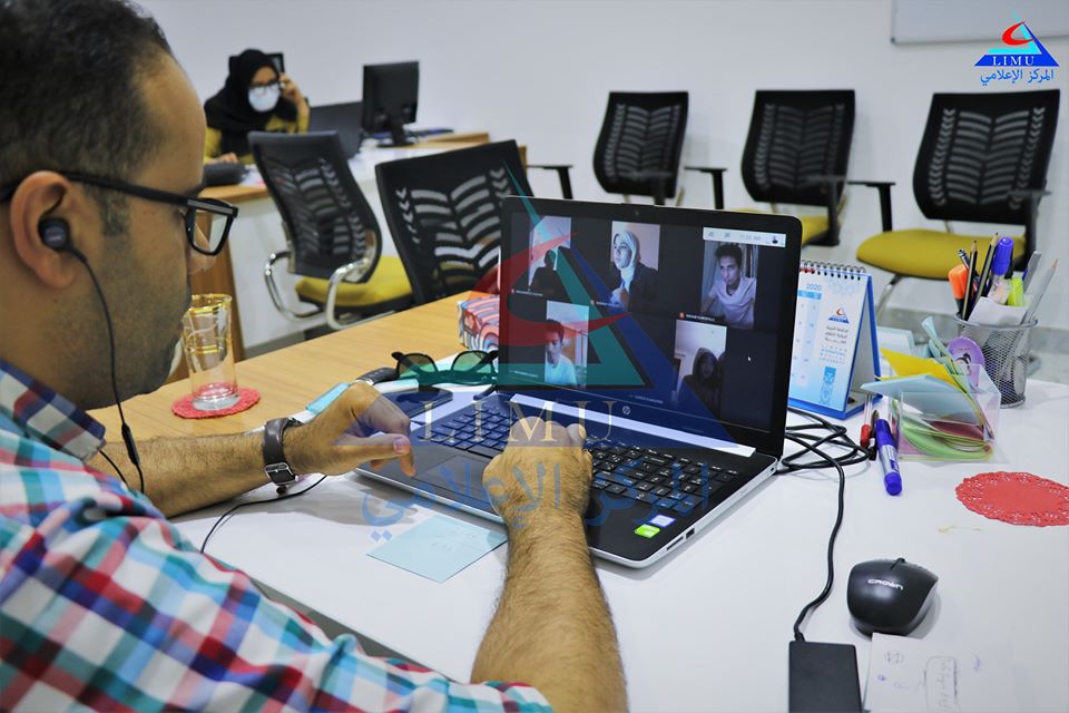Electronic Evaluation For Business School Students