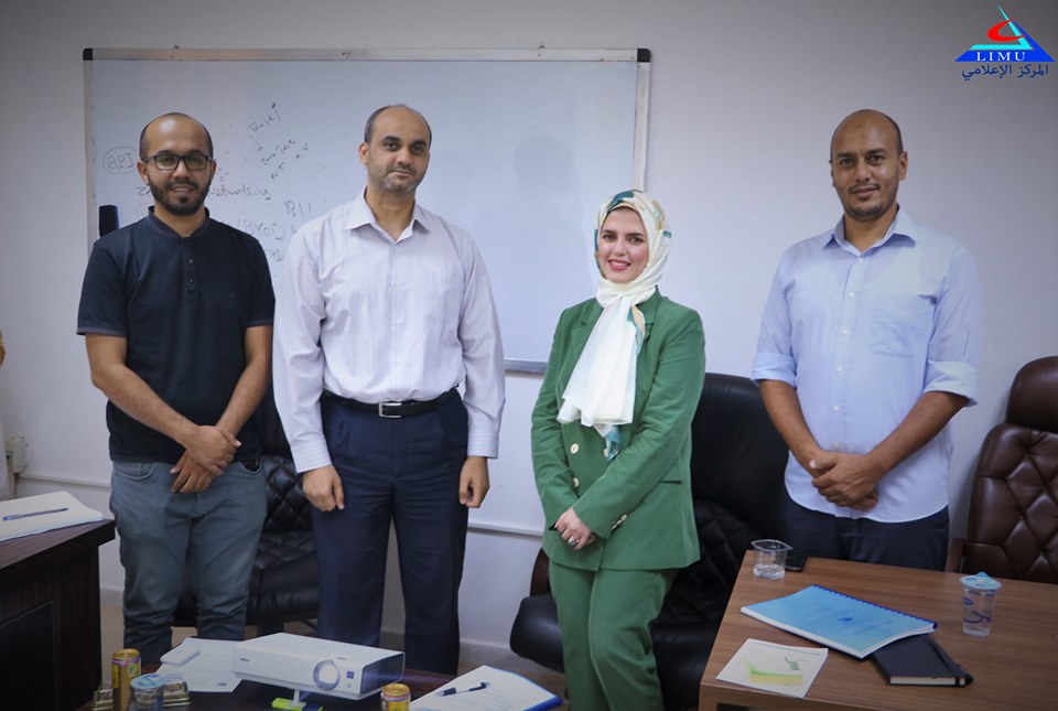 IT Faculty Students Discuss Their Graduation Projects 